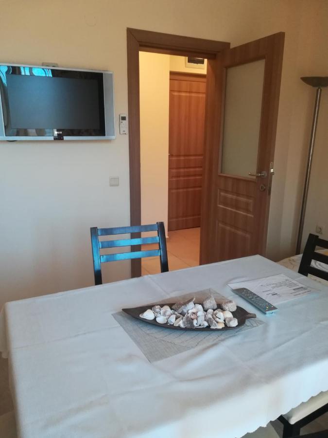 Apartments Victoria 克兰内沃 外观 照片