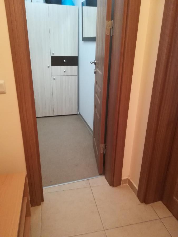 Apartments Victoria 克兰内沃 外观 照片