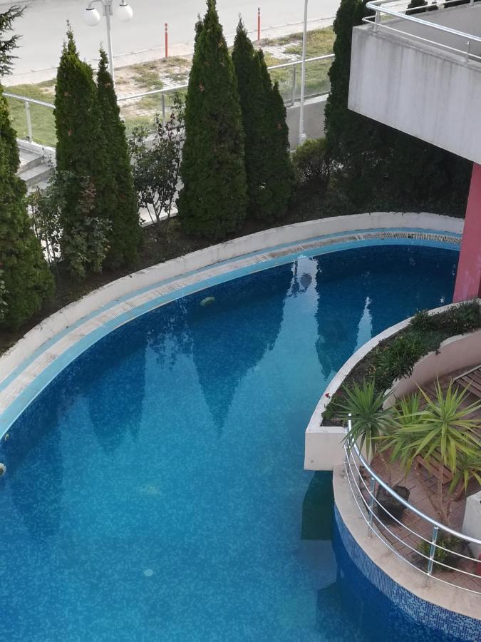 Apartments Victoria 克兰内沃 外观 照片
