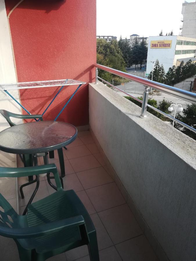 Apartments Victoria 克兰内沃 外观 照片